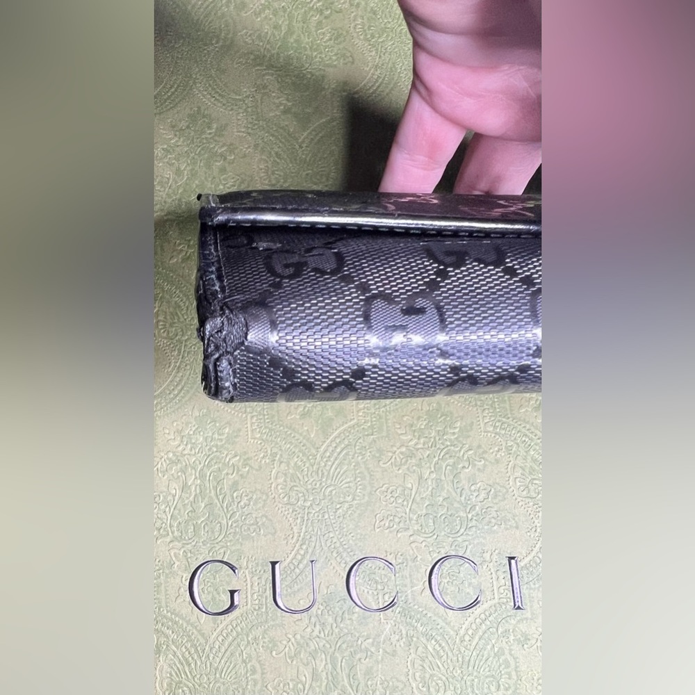 Authentic Gucci Wallet - Picture 8 of 10